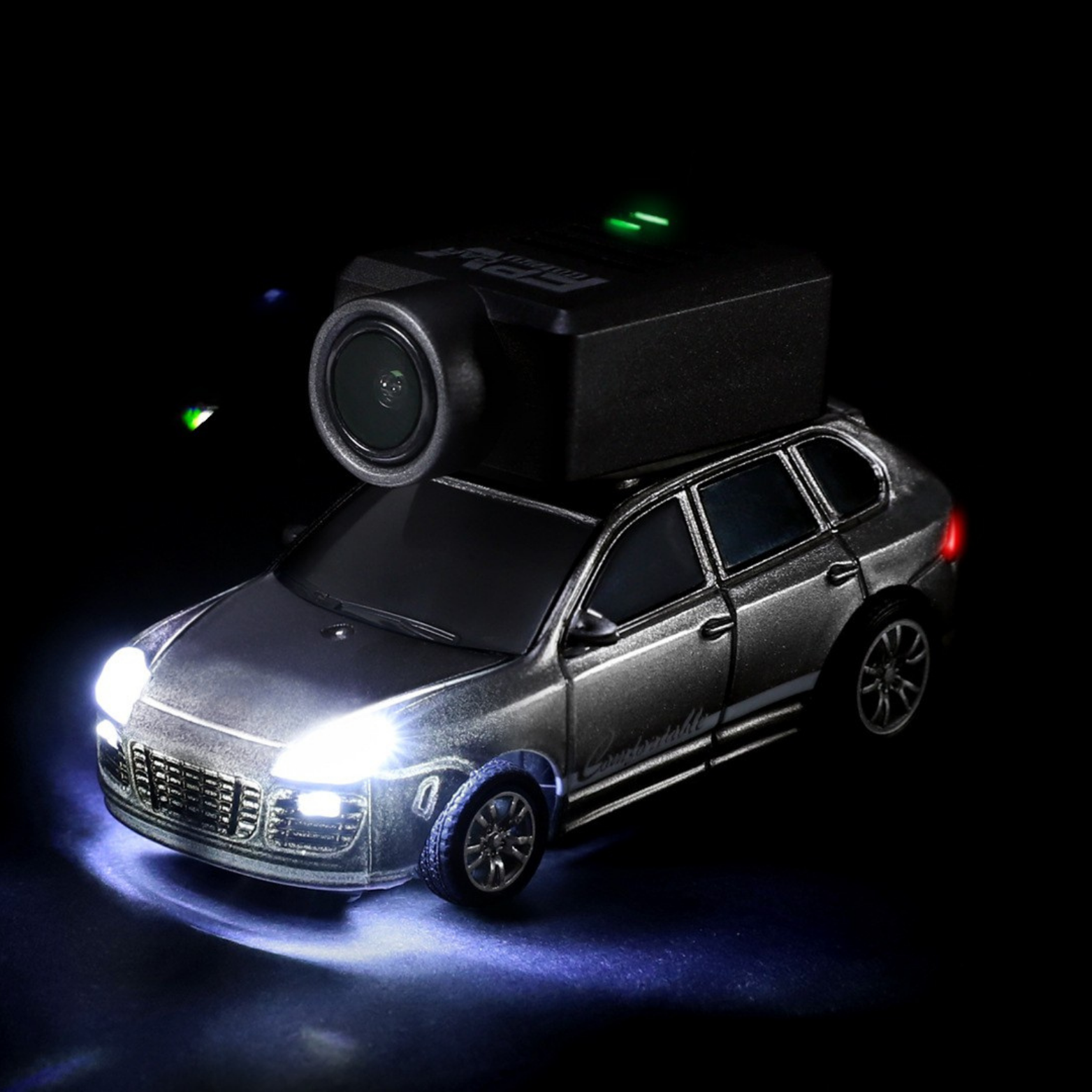 Gerçek Zamanlı Canlı Görüntü Kameralı Mini RC Explorer